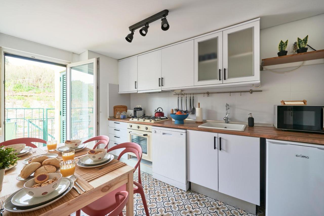 Bright Apt W Balcony, Ac, Parking, By Timecooler Lisboa 外观 照片