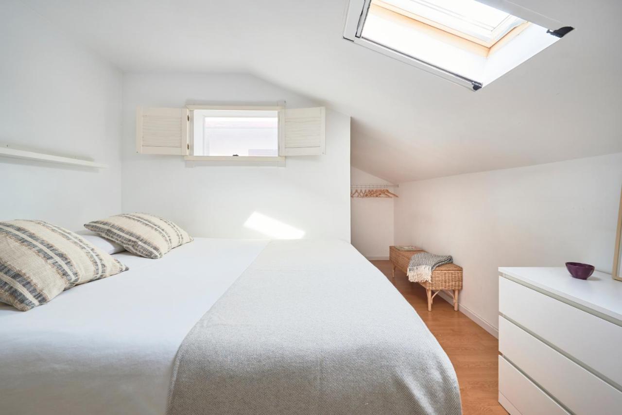 Bright Apt W Balcony, Ac, Parking, By Timecooler Lisboa 外观 照片